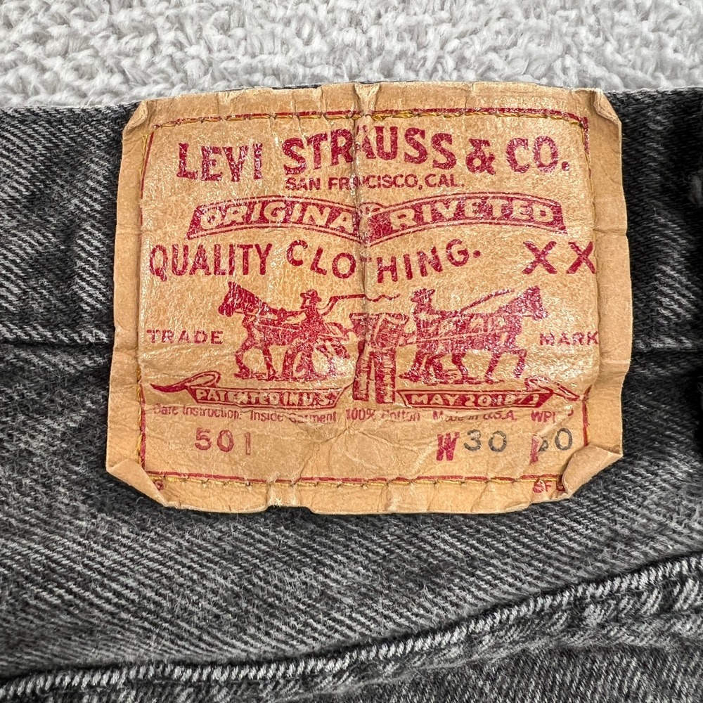 VTG Levi's 501 Jeans 30x30 Black Acid Wash Made USA Button Fly 90s Straight Leg - Picture 7 of 10